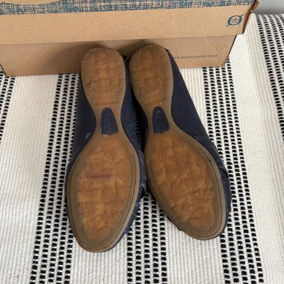 BORN 6.5 Lilly Navy Leather Distressed Flats - Picture 5 of 6
